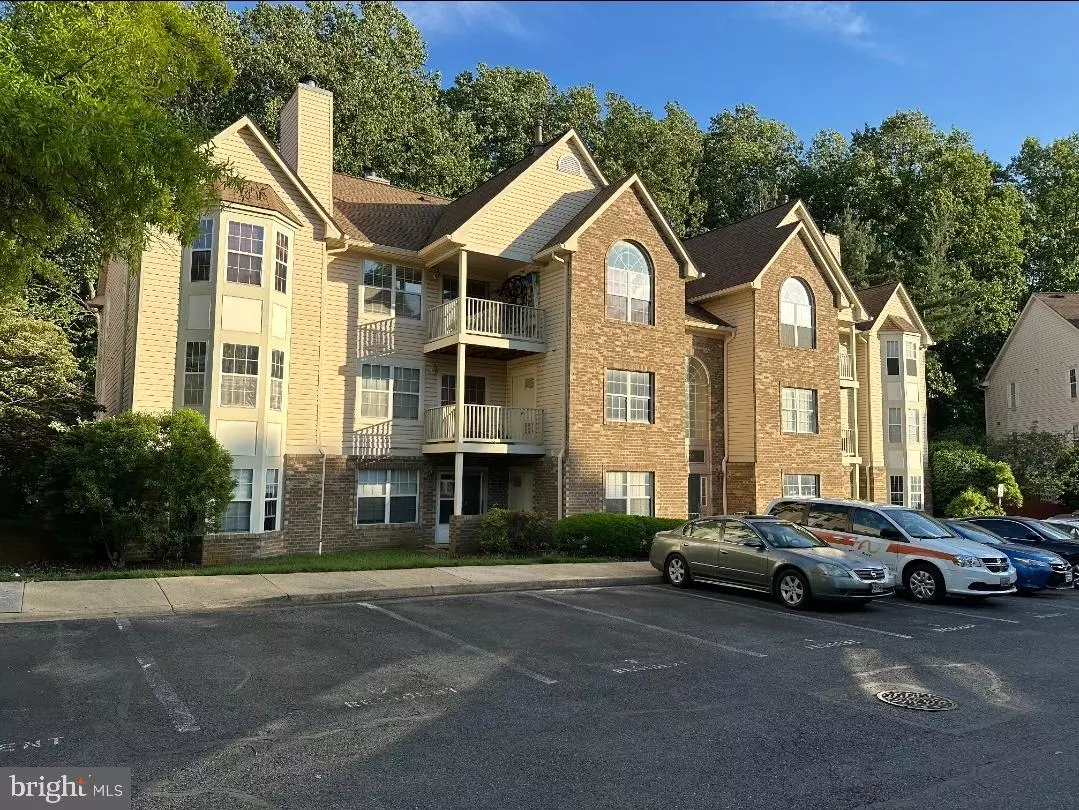 Upper Marlboro, MD 20774,9812 LAKE POINTE CT #301