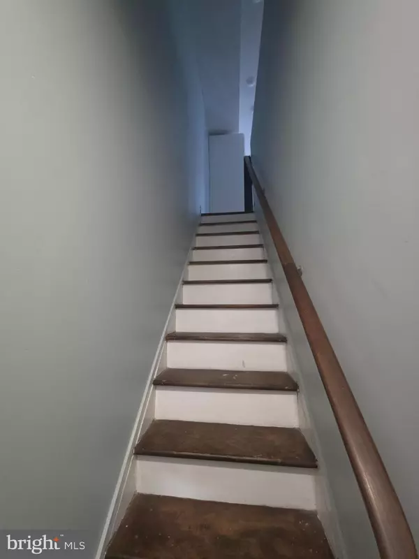 Philadelphia, PA 19133,1135 W SOMERSET ST #2