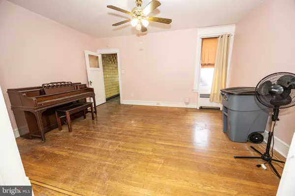 Philadelphia, PA 19126,7247 PITTVILLE AVE