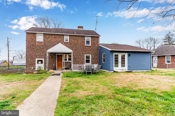 Enola, PA 17025,8 HELEN ST