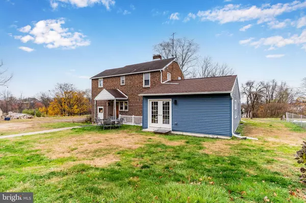 Enola, PA 17025,8 HELEN ST