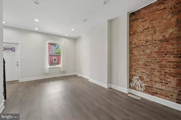 Philadelphia, PA 19121,2835 W MONTGOMERY AVE