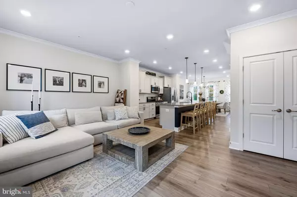 Glen Burnie, MD 21060,7206 SPROUSE CT