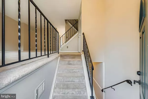 Cockeysville, MD 21030,11 GRAND VALLEY CT