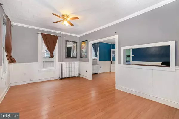 York, PA 17404,1825 W PHILADELPHIA ST