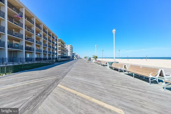 Ocean City, MD 21842,301 ATLANTIC AVE #206
