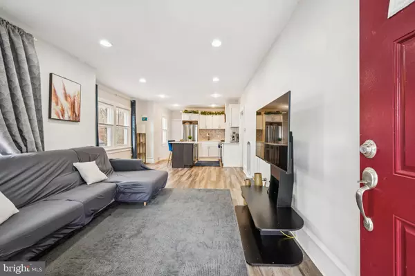 Barrington, NJ 08007,405 AUSTIN AVE