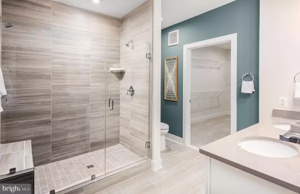 Haymarket, VA 20169,5840 MOONSTONE WAY #7