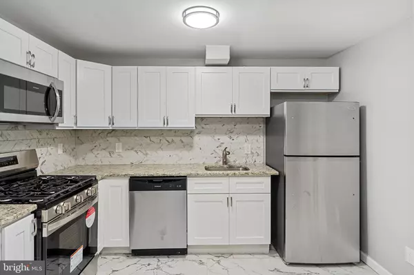 Gloucester City, NJ 08030,225 MARKET ST