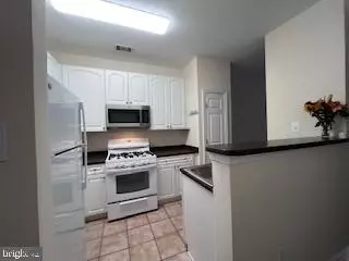Vienna, VA 22180,2651 PARK TOWER DR #104