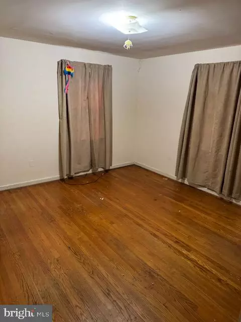 Bethesda, MD 20817,8917 SENECA LN