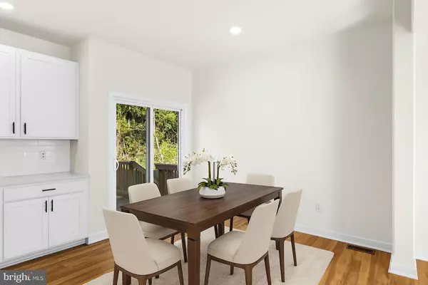 Colonial Beach, VA 22443,715 LAKEVIEW DR