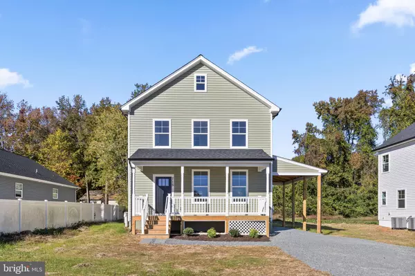715 LAKEVIEW DR, Colonial Beach, VA 22443