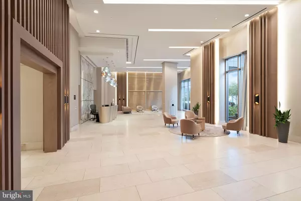 Mclean, VA 22102,7887 JONES BRANCH DR #1802