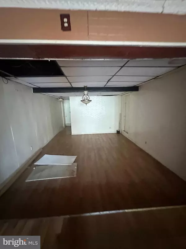 Baltimore, MD 21231,206 S BROADWAY