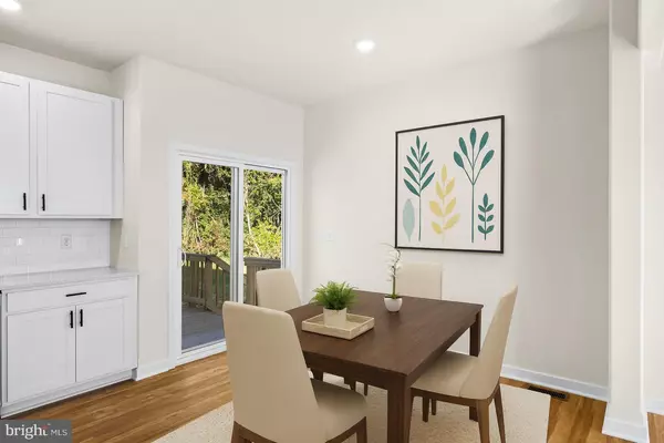 Colonial Beach, VA 22443,729 LAKEVIEW DR