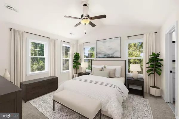 Colonial Beach, VA 22443,729 LAKEVIEW DR