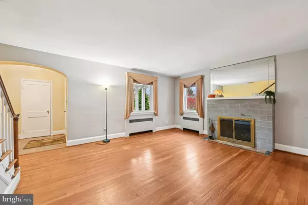 Baltimore, MD 21228,19 SOMERSET RD