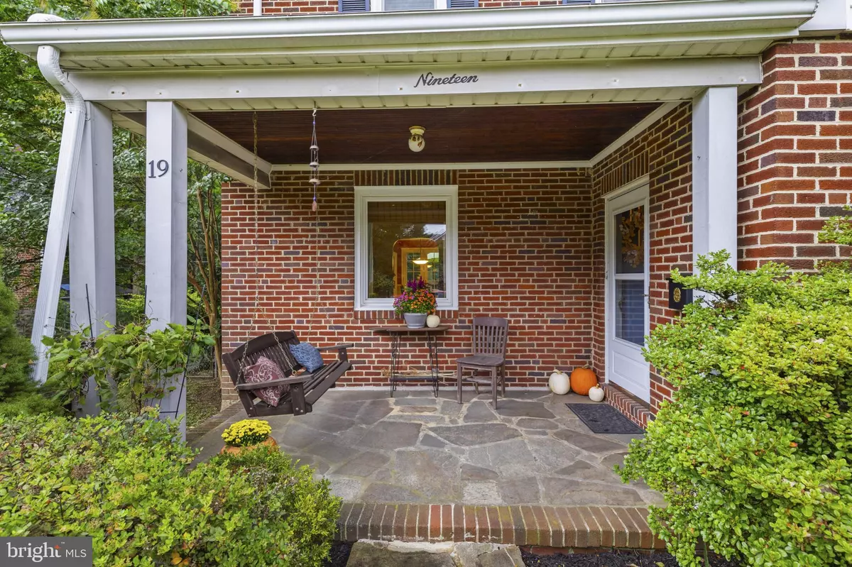 Baltimore, MD 21228,19 SOMERSET RD