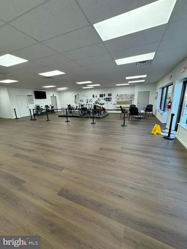 Philadelphia, PA 19115,9325 OLD BUSTLETON AVE #3