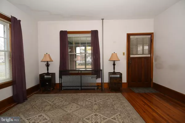 Roebling, NJ 08554,65 MAIN ST