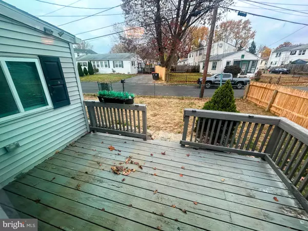 Wallingford, PA 19086,787 PENNSYLVANIA AVE