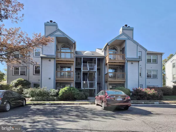 6923 VICTORIA DR #K, Alexandria, VA 22310