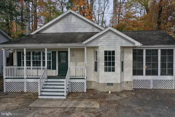 696 OCEAN PKWY, Ocean Pines - Berlin, MD 21811