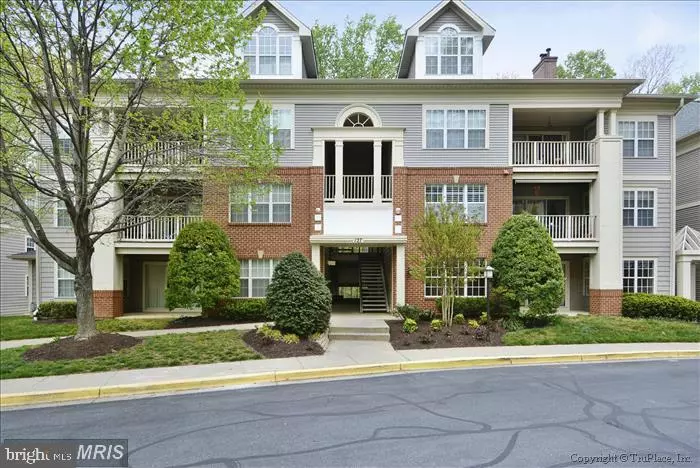 Gaithersburg, MD 20878,127 TIMBERBROOK LN #203