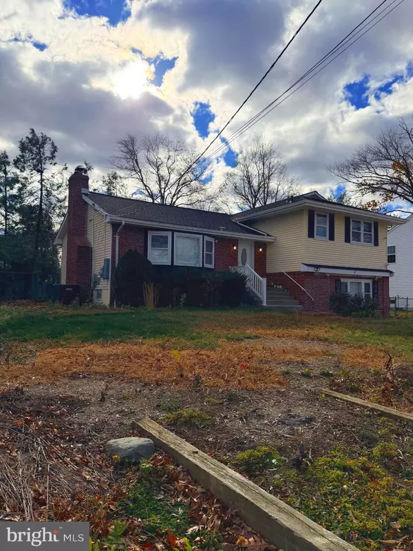 Cherry Hill, NJ 08002,617 HELENA AVE