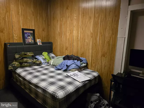 Trenton, NJ 08611,1100 CHESTNUT AVE