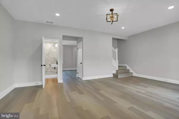 Baltimore, MD 21213,3202 DUDLEY AVE