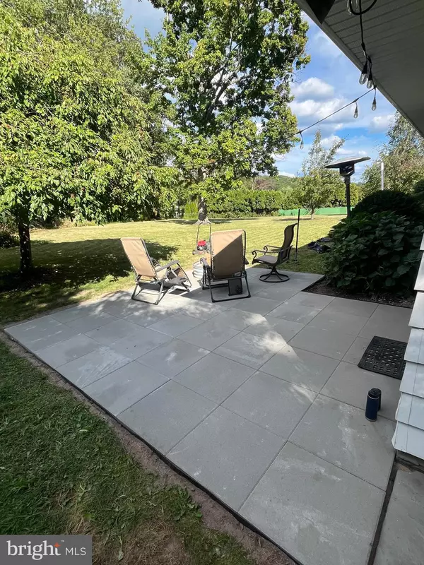 Tunkhannock, PA 18657,5 FIELDCREST DR