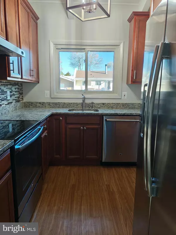 Centreville, VA 20120,6018 REGENTS PARK RD