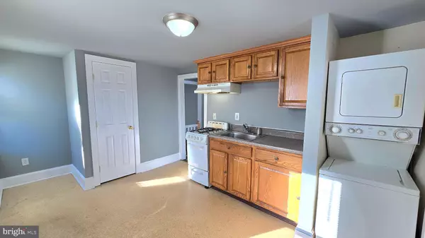 Riverside, NJ 08075,141 BRIDGEBORO ST #2