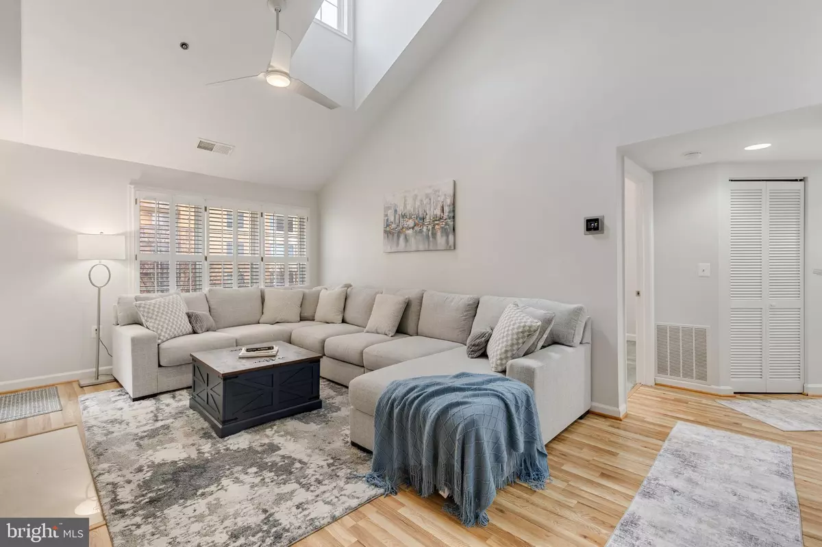 Arlington, VA 22201,1320 N WAYNE ST #408