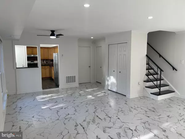 Mclean, VA 22102,1949 KENNEDY DR