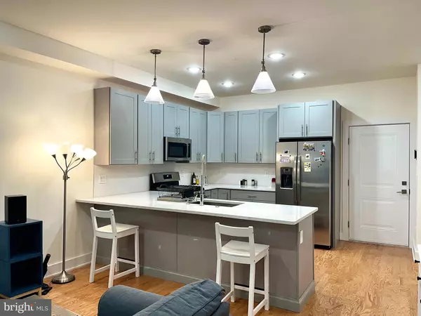 Philadelphia, PA 19122,512 W MONTGOMERY AVE #1