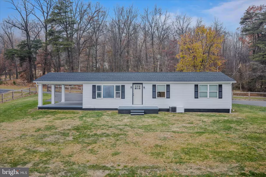 3032 DRY RUN RD, Martinsburg, WV 25403