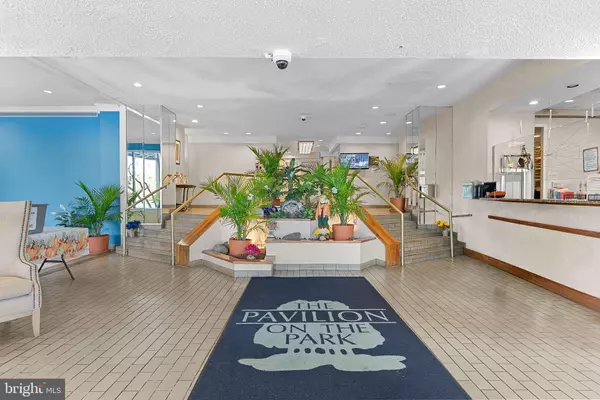 Alexandria, VA 22304,5340 HOLMES RUN PKWY #107