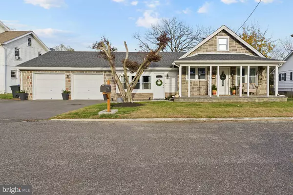 105 MAPLE AVE, Bordentown, NJ 08505