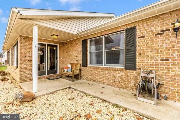 Falling Waters, WV 25419,126 GAME TRAIL RD