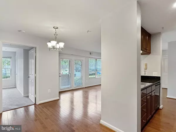 Fairfax, VA 22033,4108 MONUMENT CT #101