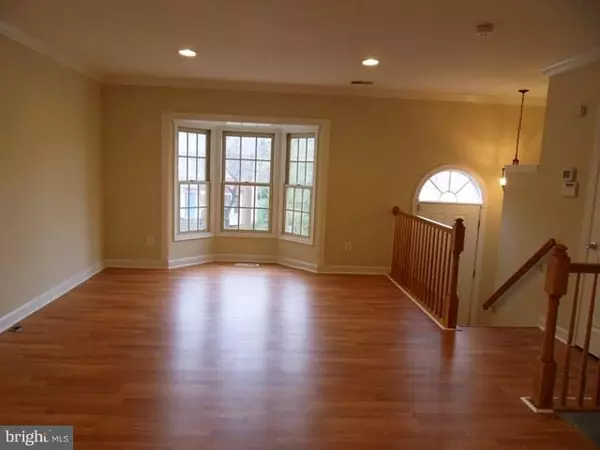 Ashburn, VA 20147,43441 POSTRAIL SQ