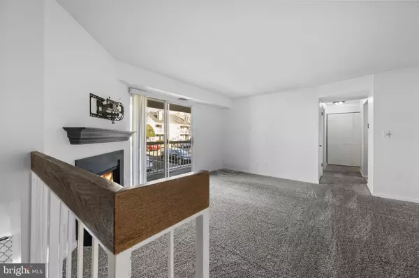 Clifton, VA 20124,13589 ORCHARD DR #13589