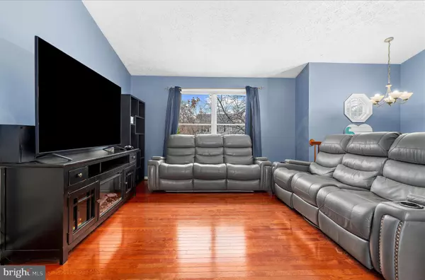 Arnold, MD 21012,317 LONG MEADOW WAY