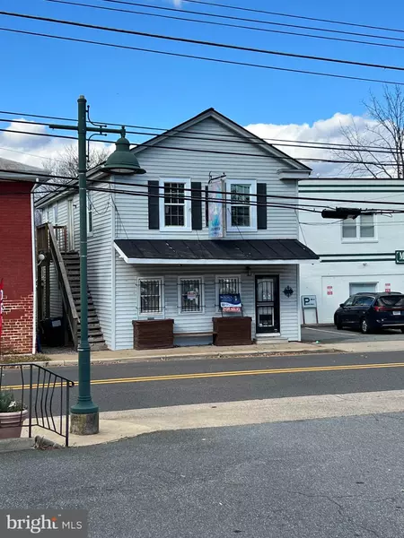 121 MAIN ST N, Madison, VA 22727