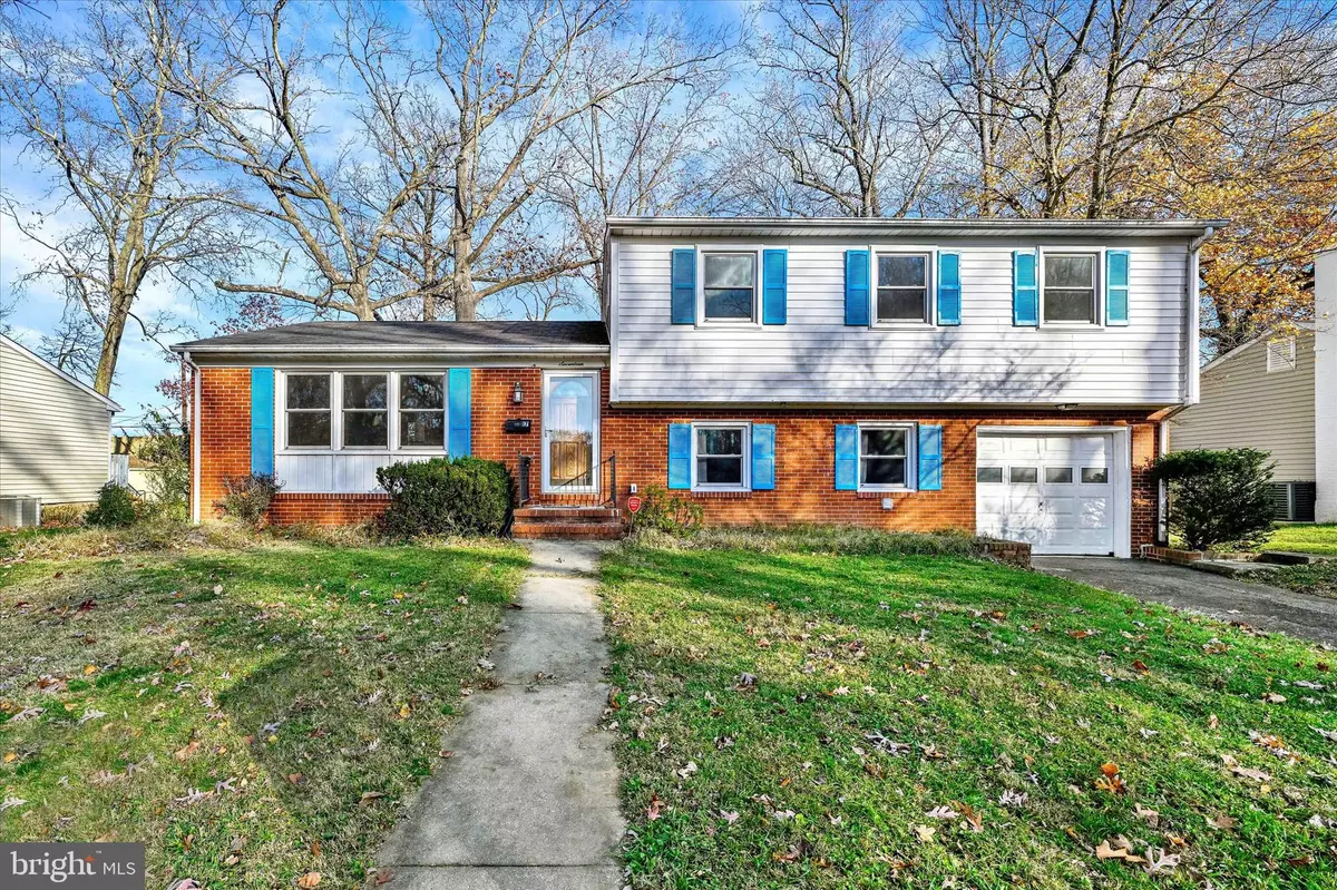 Lutherville Timonium, MD 21093,17 DEEP DALE DR