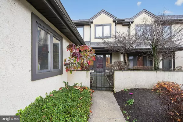 Blue Bell, PA 19422,932 HEDGEROW CT #