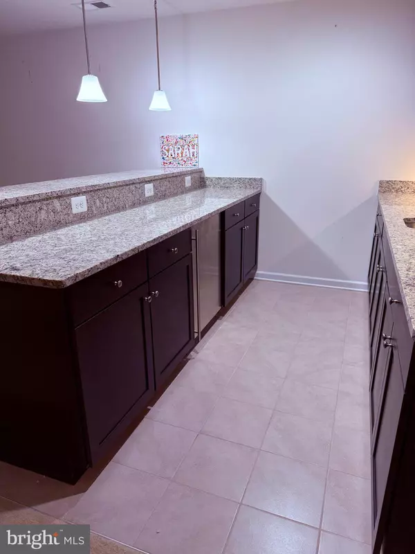 Woodbridge, VA 22192,4401 WEEJUN LOOP